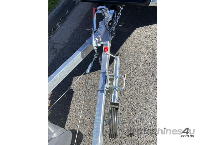 caption XE13SE MINI EXCAVATOR-KOOP ENGINE+ATTCHMENT PACKAGE+CAGE TRAILER WITH FREE RAMPS