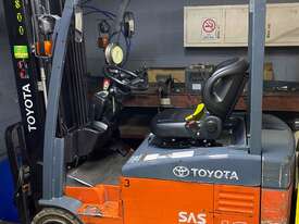 Toyota Electric Counterbalance Forklift  - picture0' - Click to enlarge