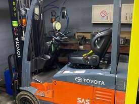 Toyota Electric Counterbalance Forklift  - picture0' - Click to enlarge