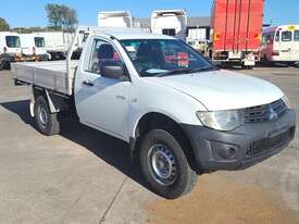 Mitsubishi Triton MN - picture0' - Click to enlarge