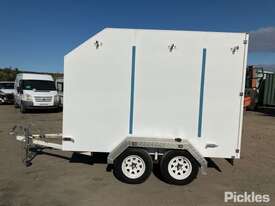 2010 Homemade Dual Axle Enclosed Trailer - picture2' - Click to enlarge