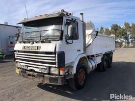 1990 Scania P93M Tipper - picture1' - Click to enlarge