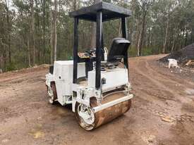Dynapac cc12 2.5t smooth drum roller - picture0' - Click to enlarge