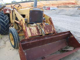 CHAMBERLAIN TRACTOR - picture0' - Click to enlarge