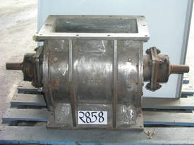 X3402 INC 825 Rotary Valve (Blow Through). - picture0' - Click to enlarge