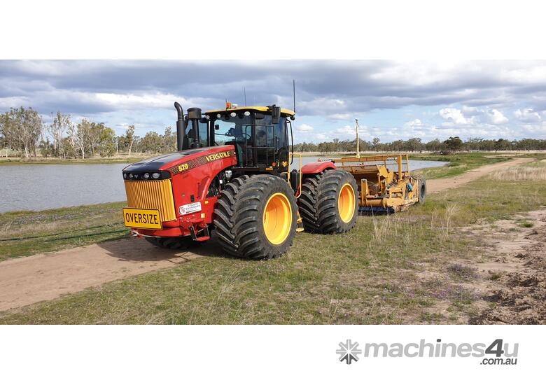 caption Tractor: 4WD SCRAPER SPECIAL 520 | 570