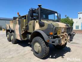 2000 Mercedes Benz Unimog U2450L Wrecker - picture0' - Click to enlarge