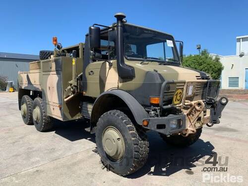 2000 Mercedes Benz Unimog U2450L Wrecker