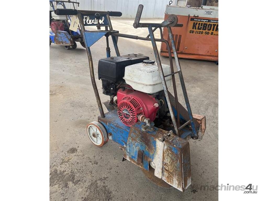 Used FLEXTOOL ROAD SAW FLEXTOOL ROAD SAW Concrete Saws in , Listed on