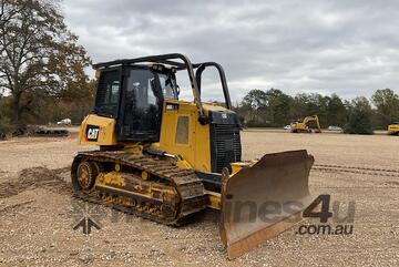 Caterpillar 2015 CAT D6K2 XL 4,150 hrs Caterpillar 2015 CAT D6K2 XL 4,150 hrs