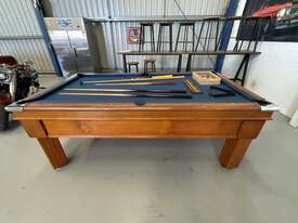 Pool Table - picture2' - Click to enlarge