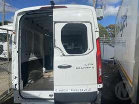 LDV Delivery - picture2' - Click to enlarge