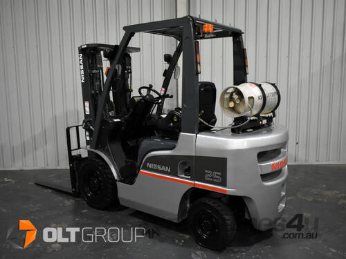 Nissan 2.5 Tonne LPG Forklift - 5282 Hours! 4.3m Container Mast with Sideshift