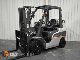Nissan 2.5 Tonne LPG Forklift - 5282 Hours! 4.3m Container Mast with Sideshift - picture0' - Click to enlarge