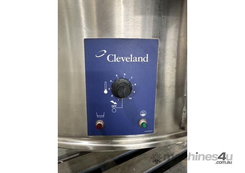 Used 2004 Cleveland KEL 60 T Steam Jacketed Kettle in , Listed on
