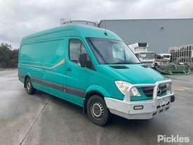 2010 Mercedes-Benz Sprinter Van - picture0' - Click to enlarge