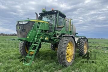 2021 John Deere R4060 Sprayers