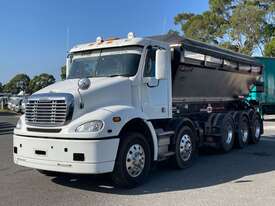 2019 Freightliner Columbia CL112 FLX Walking Floor - picture1' - Click to enlarge