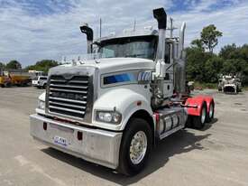 2011 Mack CMHR Trident 6x4 Prime Mover - picture1' - Click to enlarge