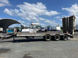 Drake Tri Axle Plant Trailer - picture2' - Click to enlarge