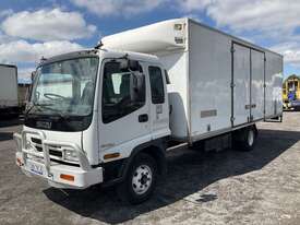 2002 Isuzu FRR500 Pantech - picture1' - Click to enlarge