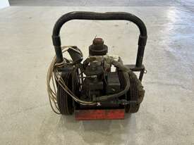 SPX Power Team 100 ton hydraulic jack - picture2' - Click to enlarge