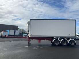 2002 Maxitrans ST3 Tri Axle Roll Back Refrigerated Pantech A Trailer - picture2' - Click to enlarge