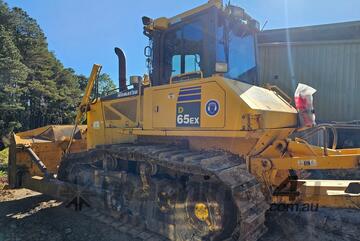 Komatsu 2011   D65EX-16 DOZER