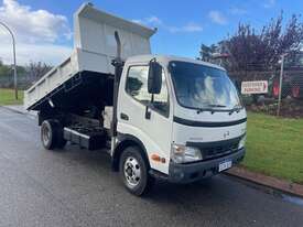 Truck Tipper Hino 4 Tonne 2004 Ex-council 117497km Keverick Crane 1GTA825 SN1612 - picture0' - Click to enlarge