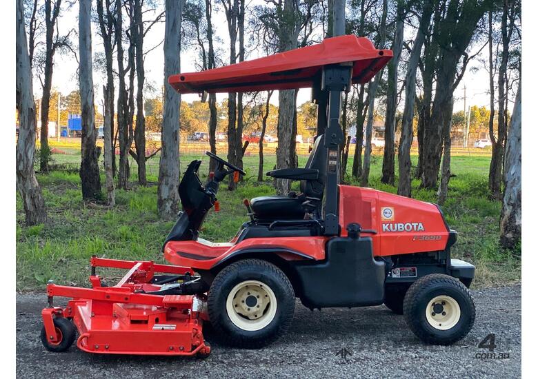 caption Kubota F3690 Front Deck Lawn Equipment