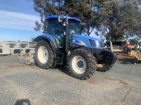 2001 New Holland T6010 - picture0' - Click to enlarge