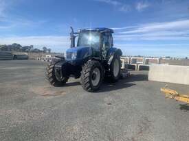 2001 New Holland T6010 - picture1' - Click to enlarge