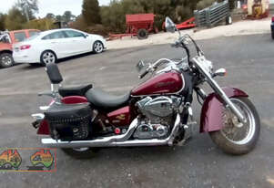 (8194) 2004 Honda Shadow VT750 (Maryborough, VIC)