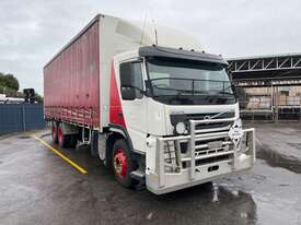 2013 Volvo FM MK2 Curtainsider Day Cab - picture0' - Click to enlarge