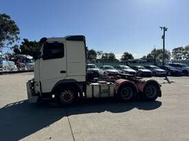 2007 Volvo FH 520  6x4 Prime Mover - picture1' - Click to enlarge