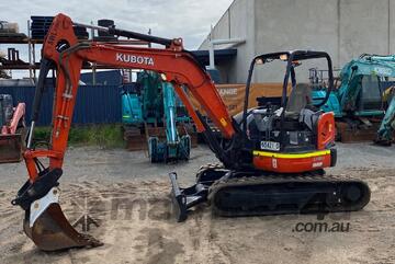 2017 Kubota U48-4 Mini Excavator with Bucket Set