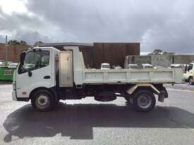 2020 Hino 300 917 Tipper - picture2' - Click to enlarge