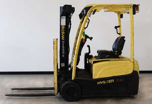 Battery Electric 3-Wheel Forklift