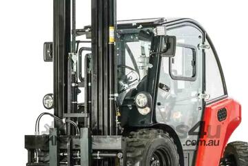   FORKLIFT 3T ROUGH TERRAIN