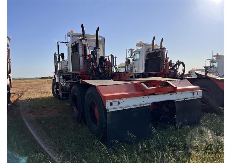 caption Kenworth C540