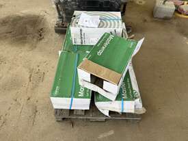 Pallet of Plastic Wrap (Unreserved) - picture0' - Click to enlarge