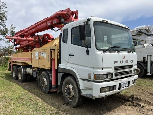 2007 Mitsubishi Fuso FS500 Concrete Pump Truck