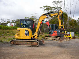 2015 CAT 305.5E2CR Mini Excavator - picture0' - Click to enlarge