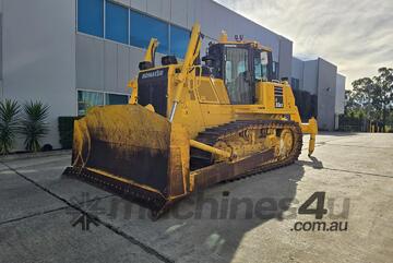 Komatsu 2021   D85EX-18