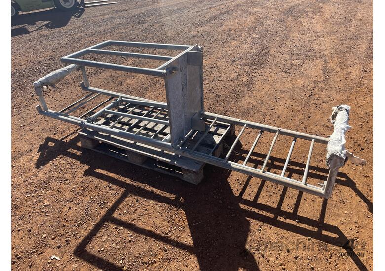 caption 1 x Galvanised Ladder and Platform.
