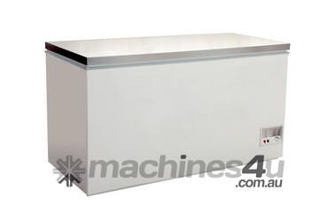 Chest Freezer with SS lid - BD768F
