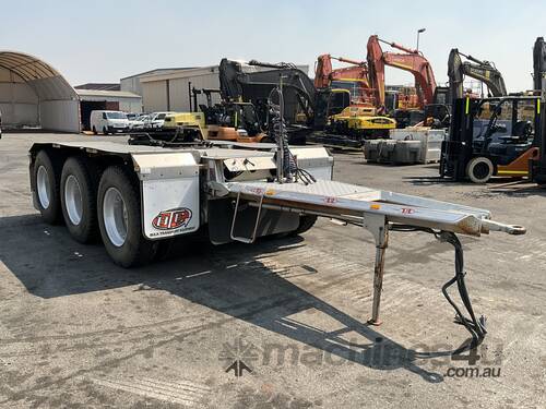 2021 BTE Tri-Axle Dolly