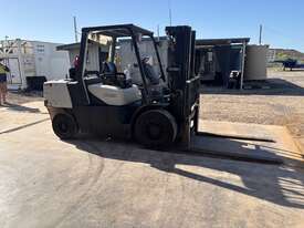 Crown CD-40S-2 Diesel Forklift - picture1' - Click to enlarge