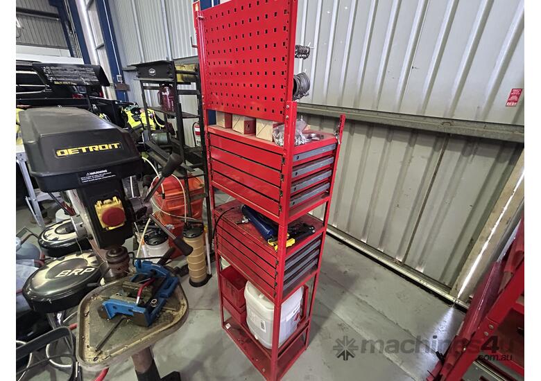 caption Wurth Stand with Draws and Contents