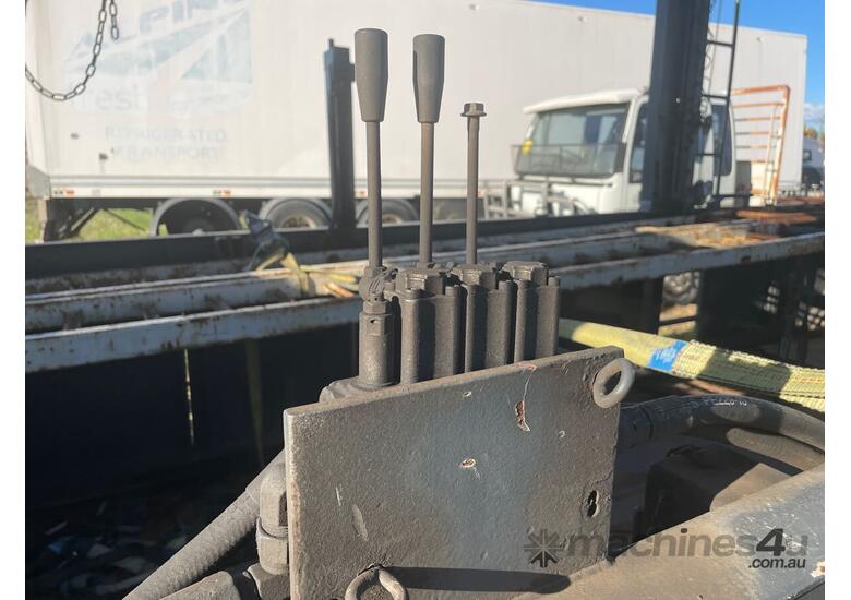 caption Car Carrier